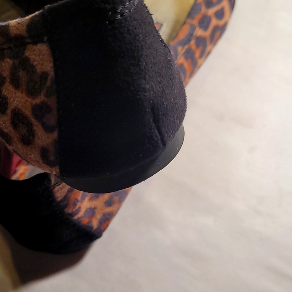 Women's New Directions Flats - Picture 5 of 5